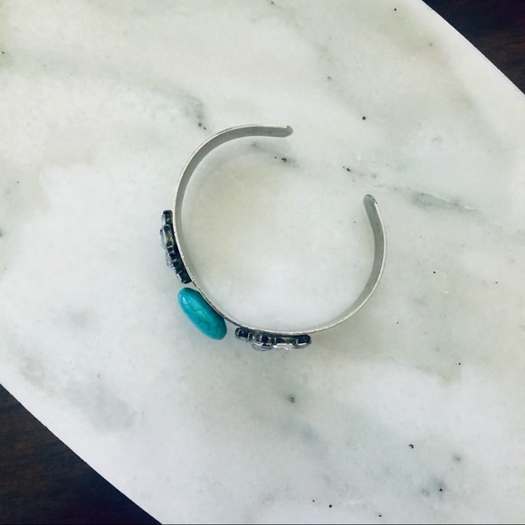 Silver Turquoise Cuff Bracelet - Picture 3 of 3